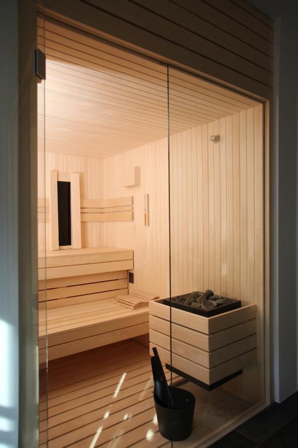 Apartment Jurijana - New 4-Bedroom Triplex With Sauna & Garden ボーヒニ エクステリア 写真