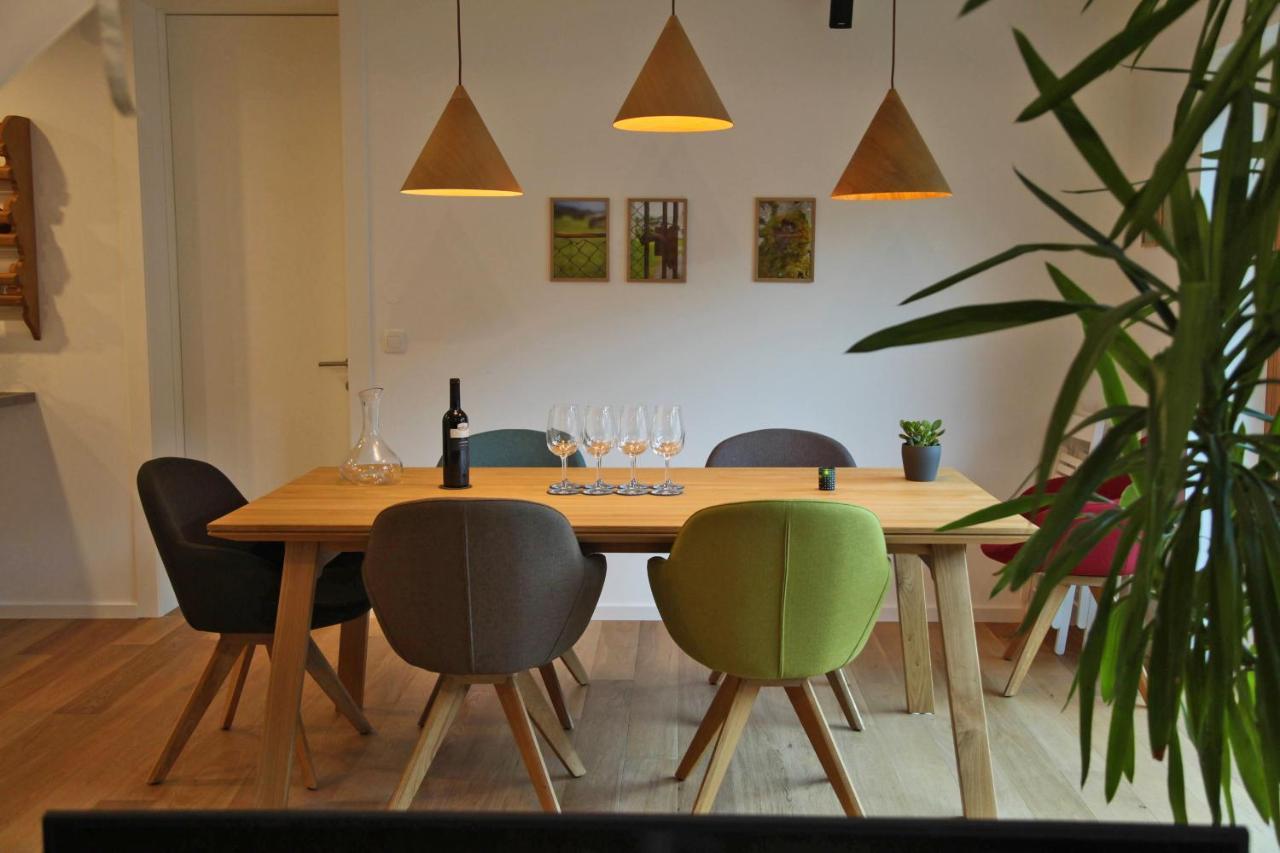 Apartment Jurijana - New 4-Bedroom Triplex With Sauna & Garden ボーヒニ エクステリア 写真