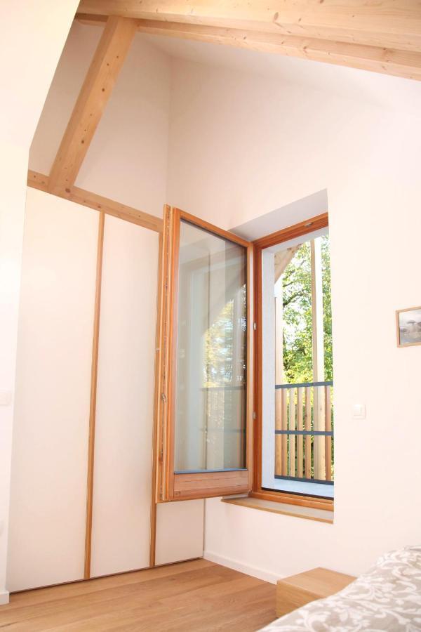 Apartment Jurijana - New 4-Bedroom Triplex With Sauna & Garden ボーヒニ エクステリア 写真