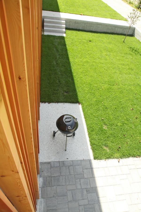 Apartment Jurijana - New 4-Bedroom Triplex With Sauna & Garden ボーヒニ エクステリア 写真