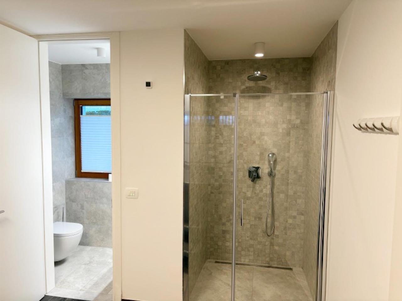 Apartment Jurijana - New 4-Bedroom Triplex With Sauna & Garden ボーヒニ エクステリア 写真